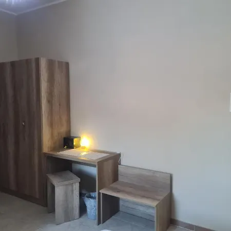 Cara Terra Lucana Lantgård Chiaromonte